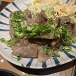 やよい軒 - 料理写真:豚タンがこんなにもうまいとは^_^