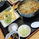 岩清水関所庵 - 