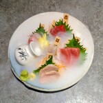 魚心 - 本まぐろの5点盛り
