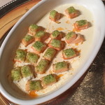 シェラトン都ホテル東京 - サーモンのキャレ　クルジェットのタプナード和え２０１４年１２月