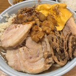 いかれたヌードル フィッシュトンズ - くりぼっちwithきなこ豚お味噌