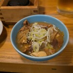 大衆酒場 BEETLE - もつ煮込み 白