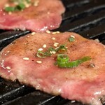 近江牛ホルモン いるもん - 