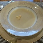 プティレストラン グーテ - 栗のスープ