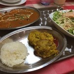 ルンビニ - 本日のカレーはしめじと里芋