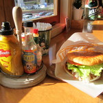 重いスペシャルバーガーです