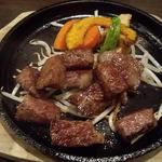 ふぅわ黒毛和牛ハンバーグ - 松阪牛サイコロステーキ