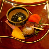 きときと 名古屋店 - 【先付】公魚甘露煮・梅貝煮・くわい煎餅・赤蕪・岩もずく