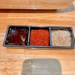 豚焼肉 グルマンズ - このタレ、唐辛子、ゴマが最高