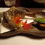 大丸旅館 - エノハの姿揚げ。