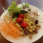 ガーデンキッチン リチェッタ - ランチビュッフェのサラダ
