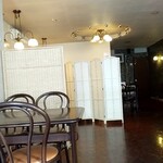 パーラー樹 - パーティションの奥でマダム達が食事会