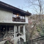 KIKORI CAFE TOKYO - すげ〜、ほぼ浮かんでる！