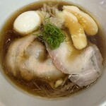 鶏と魚 - 特製地鶏醤油ラーメン