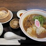 街中華むらやま - 料理写真: