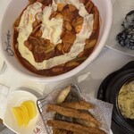 ヨプトッポッキ 2号店 - オリジナルトッポッキのセット。中辛を選択。