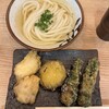 考えるな、うどん食え。