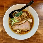 純手打ち だるま - 醤油らーめん 1,100円