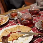 CREPE & GALETTE TOOTH TOOTH - 