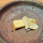 noya - チーズと百合根