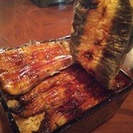 うな亭 - 特上うな重 １枚捲ると下からも鰻が・・・