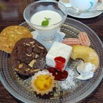 Restaurant & Bar nalu - デザート盛り合わせ