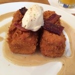 KOKO HEAD Cafe - コーンフレークフレンチトースト(税別$14)