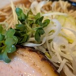 ボニート・ボニート - カイワレ大根と輪切りネギ(*^^*)