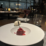 Prime42 steakhouse & sky bar - 