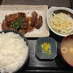 炭・牛・肴 テツ虎 - 