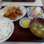 自由軒 - 日替わり定食７００円