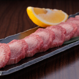 ★必食★仕入れから提供まで1度も冷凍していない新鮮な生タン！