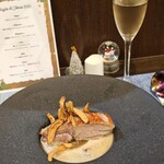 ソババル チリエージョ - 津軽鴨モモのコンフィ　フォンドボーソース