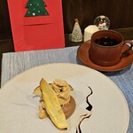 ソババル チリエージョ - 十和田ももいしいちごのストロベリーティーアイス　マロンクリーム添え