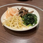 万宝家 - ナムル盛り合わせ