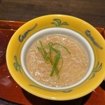 鮨 森学 - 洋梨の白和えアーモンドかけと香住産ズワイガニの茶碗蒸し