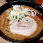 麺処 花田 - 辛味噌ラーメン(1,200円也) こちらは濃厚で程よい辛さ‥