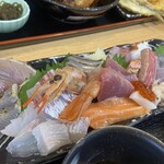 海鮮お食事処 銀蔵 小野原本店 - 