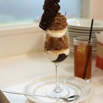 アトリエコータ - 神楽坂限定のチョコパフェ
