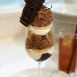 アトリエコータ - 神楽坂限定のチョコパフェ