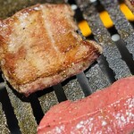 焼肉 ジャンボ - 