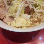 ラーメン二郎 - ニンニク少し