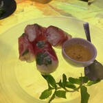 アジアンビストロDai - 洋梨と生ハムの生春巻き