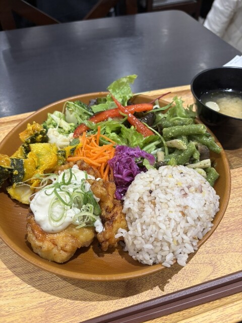 鳥〇食堂×タニタカフェ イオンモール大和郡山店 - 郡山/食堂 | 食べログ