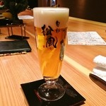 旬彩松風 - 店名の入ったグラスでビールいただきます！