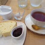 くわの木Cafe - セットミニデザート250円＋紅茶200円