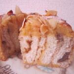 みちぱん - アーモンドクリームの層