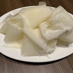 808 - お通しのチーズ