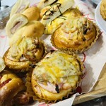 パンと焼菓子の店 KUU - 