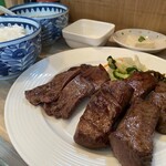 萃萃 - 
